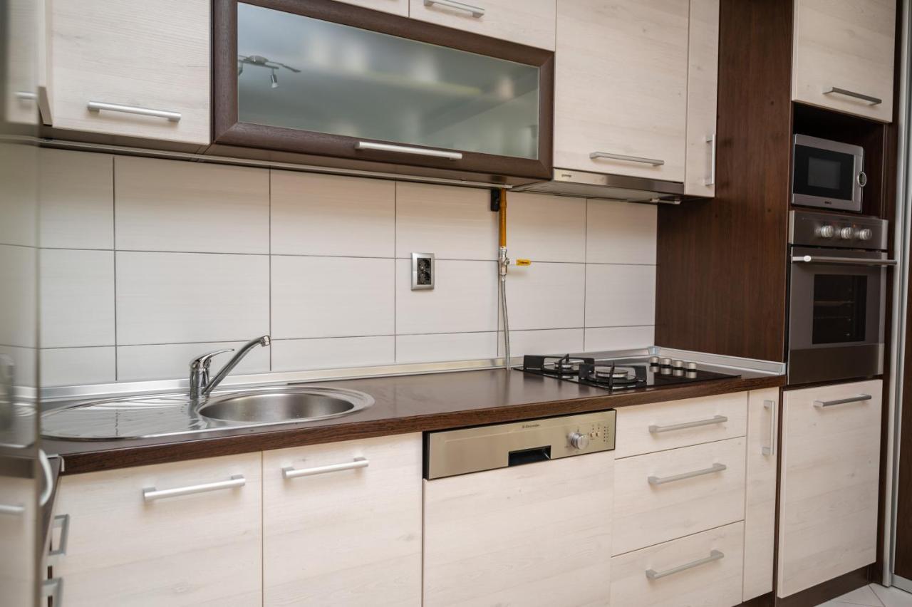 Bright 1Bdr Apartment In The City Center サラエヴォ エクステリア 写真